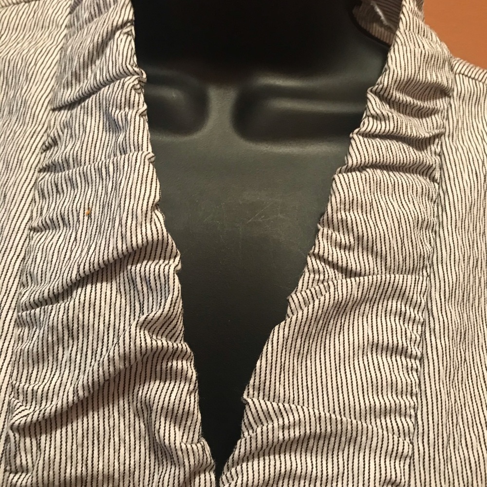 Ladies jacket - Picture 3 of 3